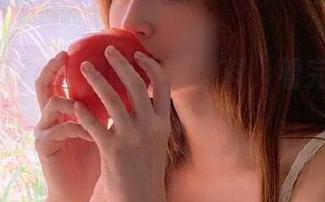 17c苹果版黑料爆料，看完我都想削个苹果了！