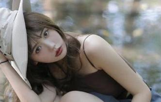 “91在线吃瓜”网址里，瓜皮和八卦碎片随风飘散～