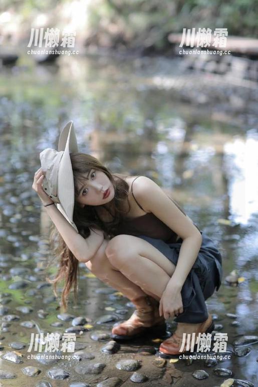 “91在线吃瓜”网址里，瓜皮和八卦碎片随风飘散～