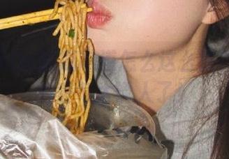 hlw的瓜味道怎么这么重？入口处的香气太诱人了！