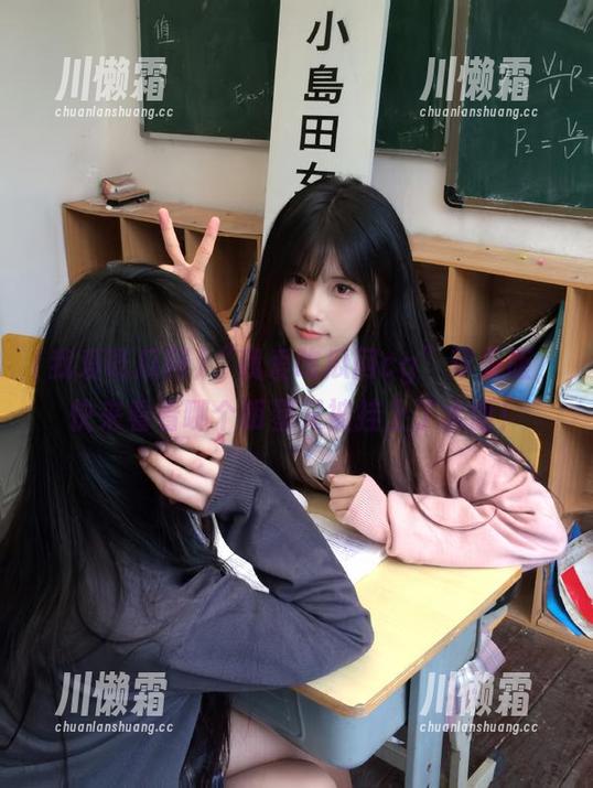 “我爱吃瓜网cg”苹果版，快来看看哪个明星又被挂上了水面！