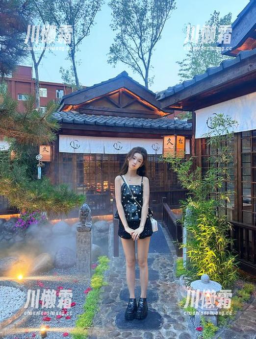来黑料社官网，在线解锁那些隐秘绯闻，谁说Gill不爱旗舰店？