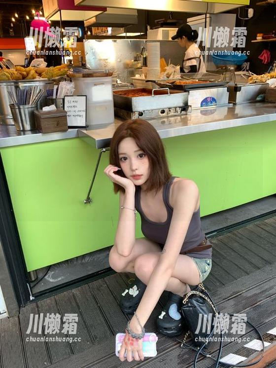 黑料社 黑料社:这个网址可能是你打开新世界的大门,也可能是通往胡言乱语的深渊!