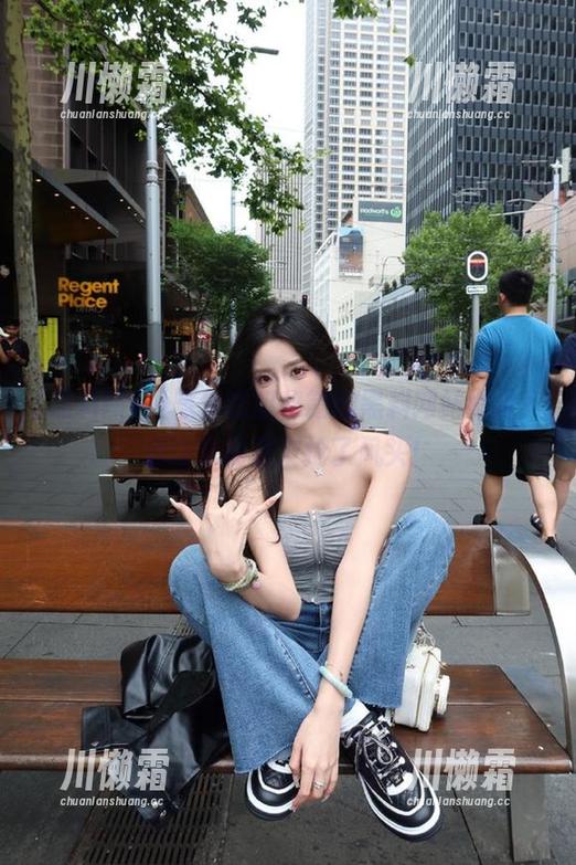 藏着吃瓜秘籍的黑料网站地址，别让你的朋友抢了风头！