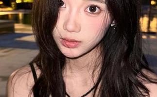 “黑网料苹果版”：吃瓜遭遇吃土，丽人也难以常伴！